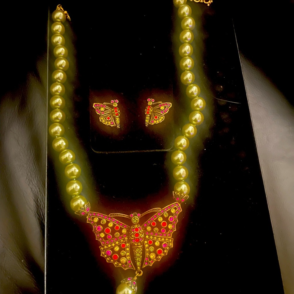 HEIDI DAUS MADAME BUTTERFLY Green Pearl Rhinestone Brass Necklace And Earrings